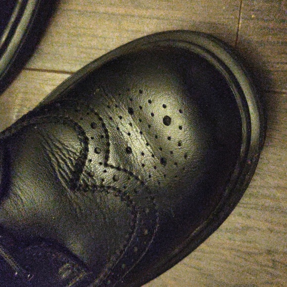 Dr Martens Black Leather Brogue Shoes #3989 - Picture 2 of 12